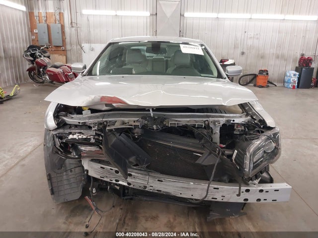 2C3CCASG5NH218401 Chrysler 300 Touring L Awd