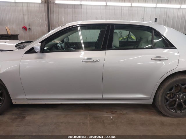 Chrysler 300 Touring L Awd 2022 2C3CCASG5NH218401 Image 15