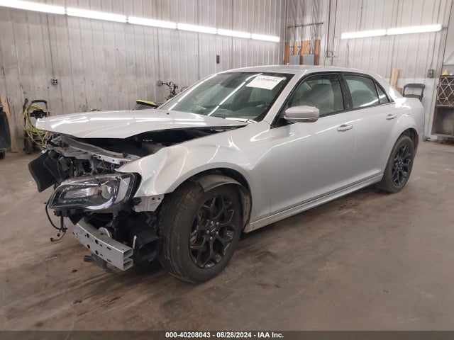 Chrysler 300 Touring L Awd 2022 2C3CCASG5NH218401 Image 2