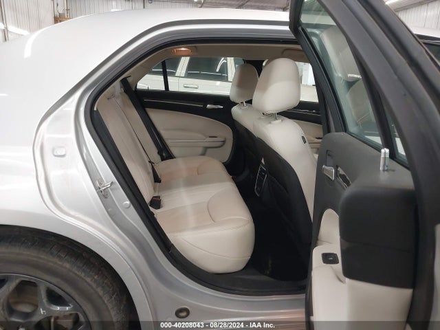 Chrysler 300 Touring L Awd 2022 2C3CCASG5NH218401 Image 8