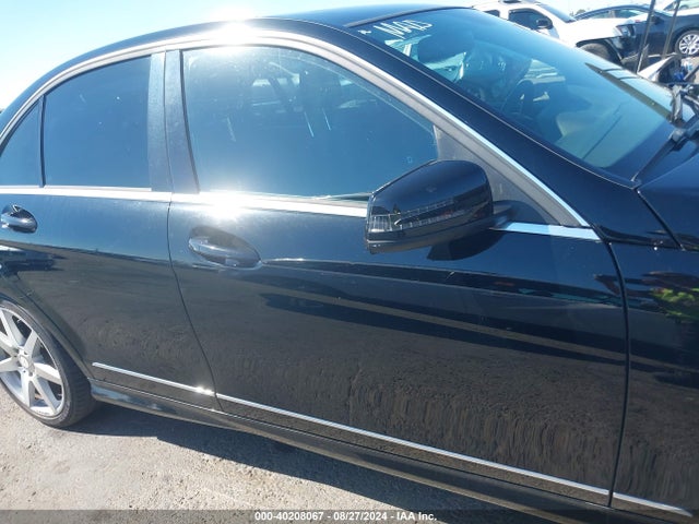 WDDGF4HB4EG246869 Mercedes-Benz C 250 Luxury/sport