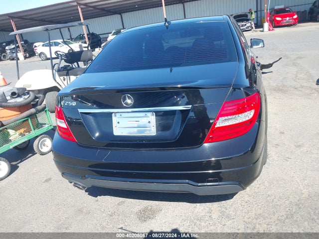 WDDGF4HB4EG246869 Mercedes-Benz C 250 Luxury/sport