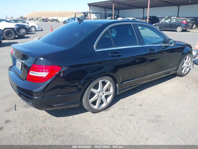 WDDGF4HB4EG246869 Mercedes-Benz C 250 Luxury/sport