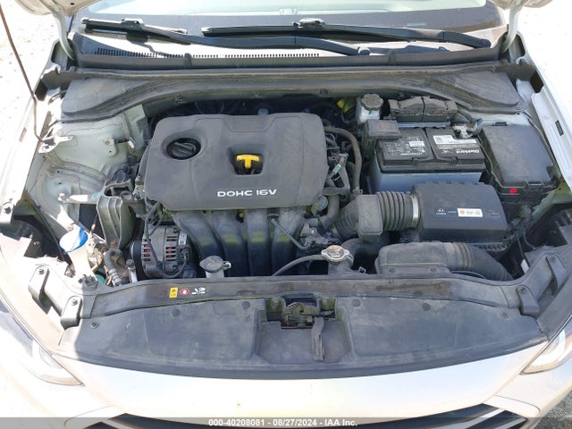 Hyundai ELANTRA SE 2018 5NPD74LF5JH402878 Image 10