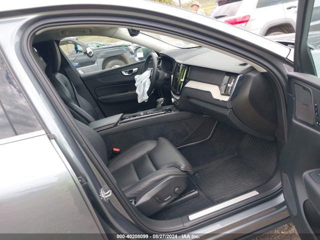 YV4102RLXM1686008 Volvo Xc60 T5 Inscription