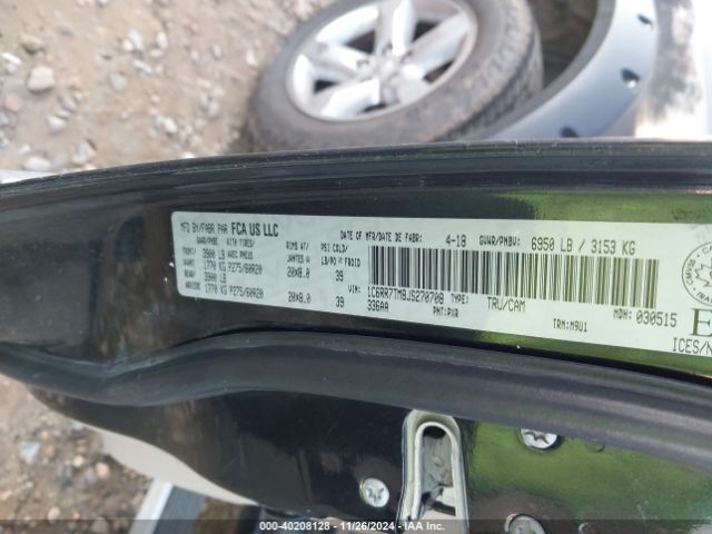 1C6RR7TM8JS270708 RAM 1500 Slt