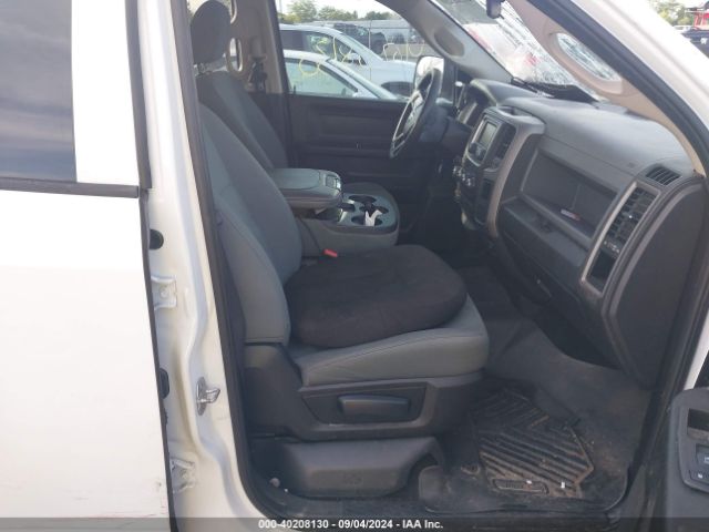 1C6RR6KG3HS825516 RAM 1500 Tradesman  4x2 5'7 Box