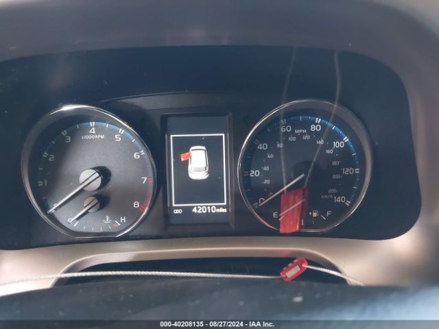 JTMYFREVXJD109702 Toyota Rav4 Limited