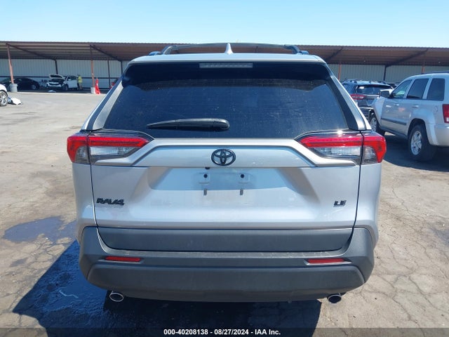 Toyota RAV4 LE 2021 2T3K1RFV4MC164612 Image 16