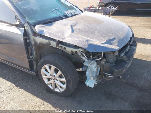 3VWD17AJ8EM355823 Volkswagen Jetta 1.8t Se