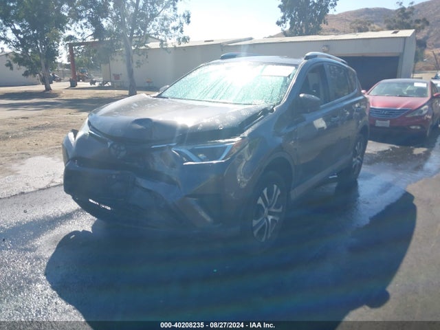 Toyota RAV4 LE 2016 2T3BFREV9GW444936 Image 2