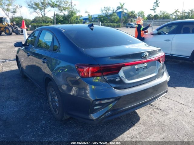 3KPF24AD2ME327185 KIA FORTE FE