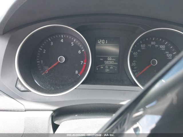 3VWDB7AJXJM207499 Volkswagen Jetta 1.4t Se/1.4t Wolfsburg Edition