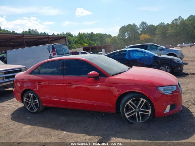 WAUAUGFF8J1026237 Audi A3