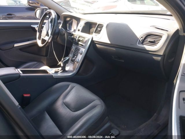 YV140MEK0H1337173 Volvo V60 T5 Premier