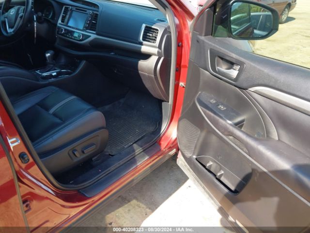 5TDJZRFH9HS432798 Toyota Highlander Se