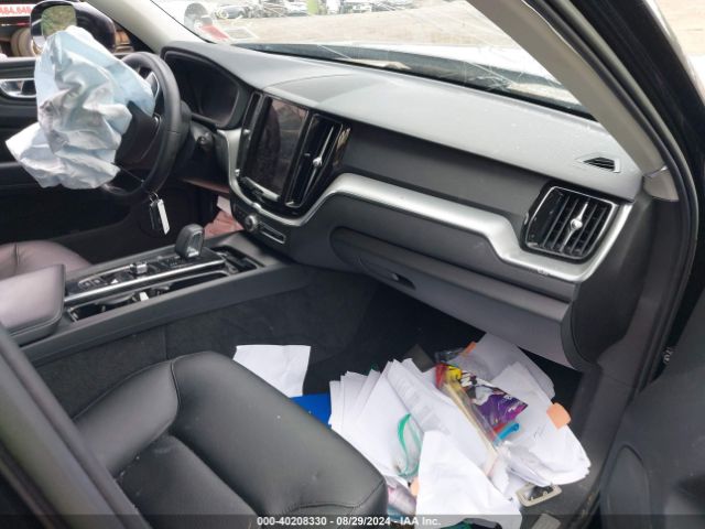 YV4L12RV4P1253764 Volvo Xc60 B5 Core