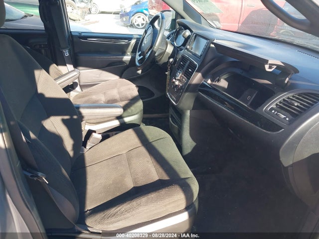 2C4RDGBG9FR636333 Dodge Grand Caravan Se Plus
