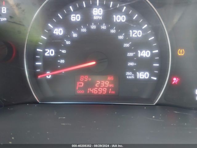 5XYKT3A6XEG527159 KIA SORENTO LX