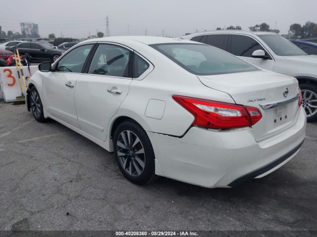 1N4AL3AP1HC144262 Nissan Altima 2.5 Sv
