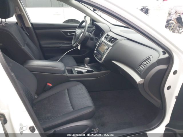 1N4AL3AP1HC144262 Nissan Altima 2.5 Sv