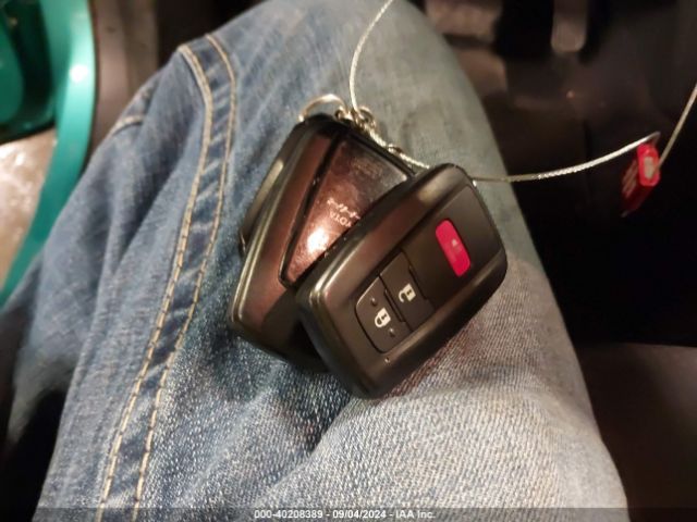 JTNKHMBX8J1009751 Toyota C-hr Xle Premium