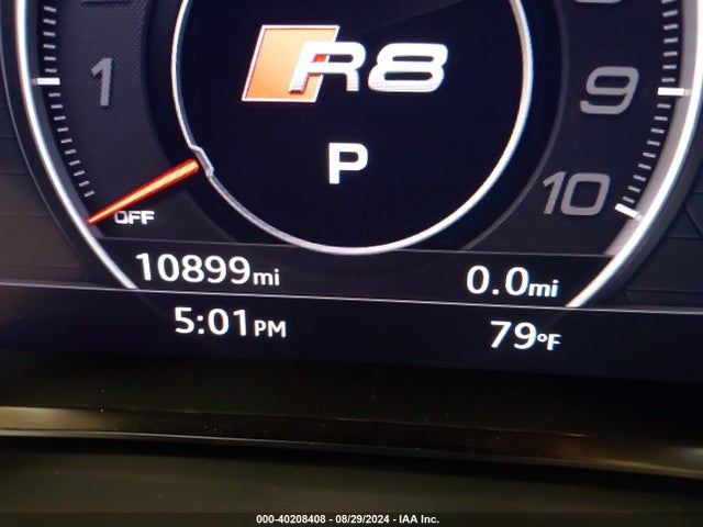 2017 AUDI R8 WUAVACFX0H7904459 Photo 6