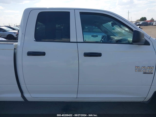 1C6RR6FG6LS144589 RAM 1500 Classic Tradesman Quad Cab 4x2 6'4 Box