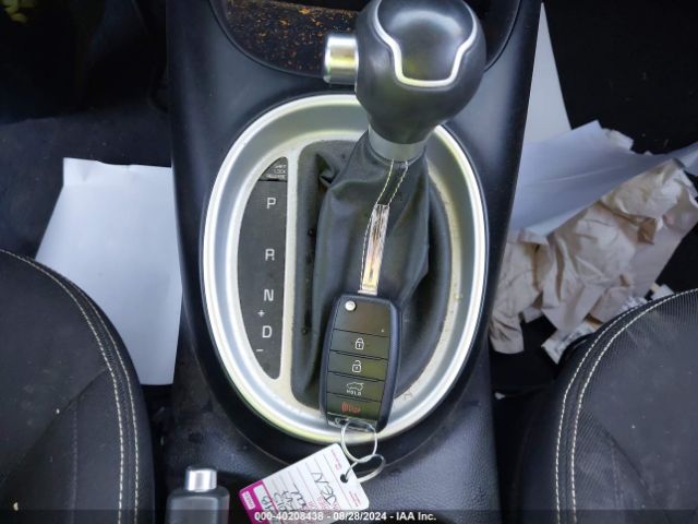 KNDJP3A52F7184790 KIA SOUL +