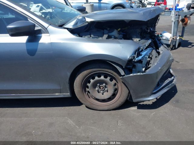 3VW2B7AJ4HM317028 Volkswagen Jetta 1.4t S
