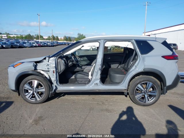 JN8AT3CB9MW240147 Nissan Rogue Sl Intelligent Awd