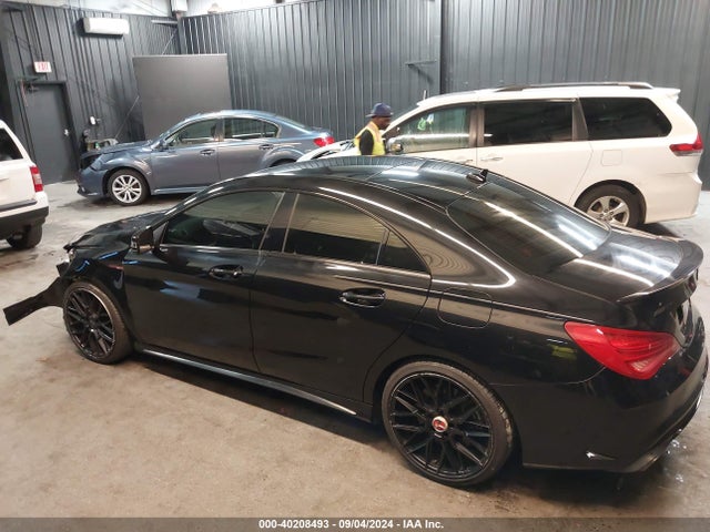 WDDSJ5CB9GN355607 Mercedes-Benz Amg Cla 45 4matic