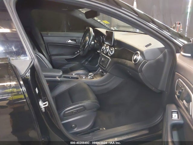 WDDSJ5CB9GN355607 Mercedes-Benz Amg Cla 45 4matic