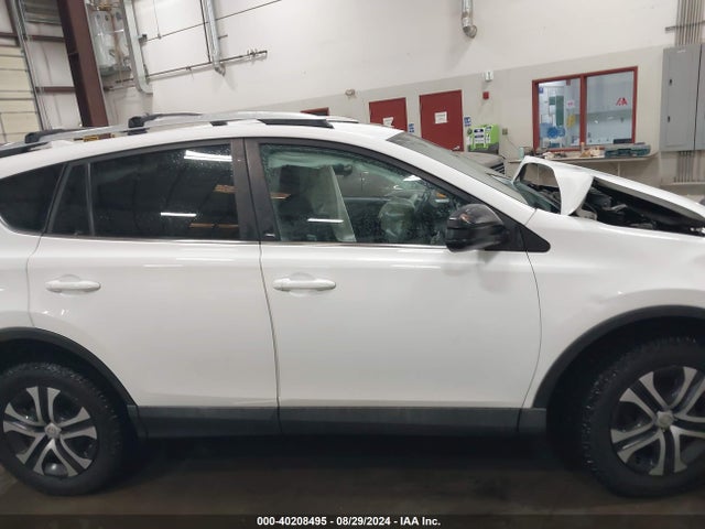 Toyota RAV4 LE 2016 2T3BFREV8GW483503 Image 13