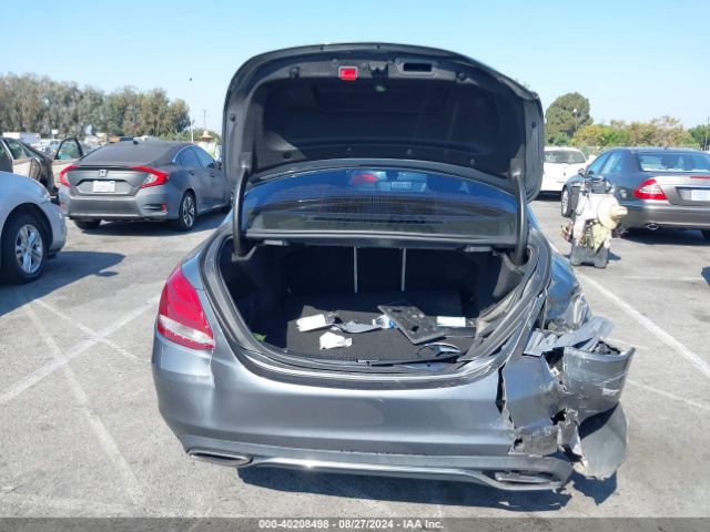 55SWF4JB9HU213394 Mercedes-Benz C 300 Luxury/sport