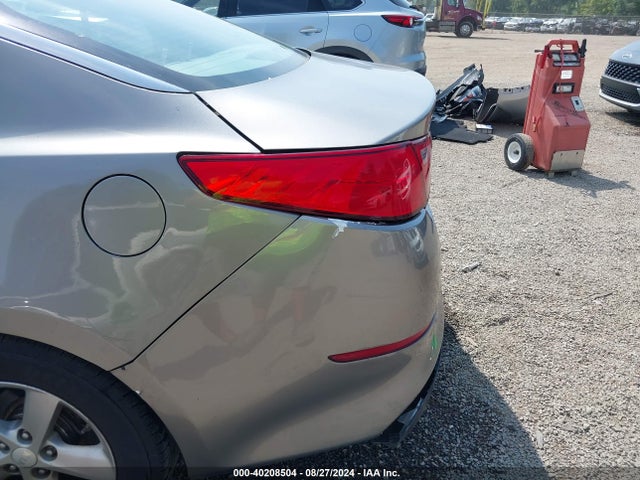 KIA Optima Lx 2015 5XXGM4A77FG423221 Image 22