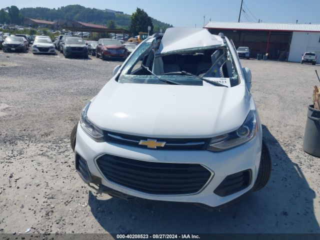 3GNCJPSBXLL310060 Chevrolet Trax Awd Lt