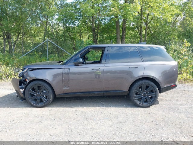 SALKP9FU6NA002994 Land Rover New Range Rover P400 Se