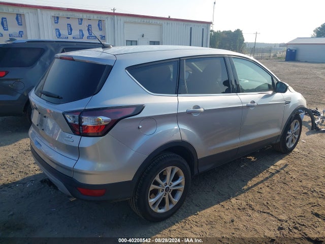 Ford ESCAPE SE 2017 1FMCU0G91HUA31280 Image 4
