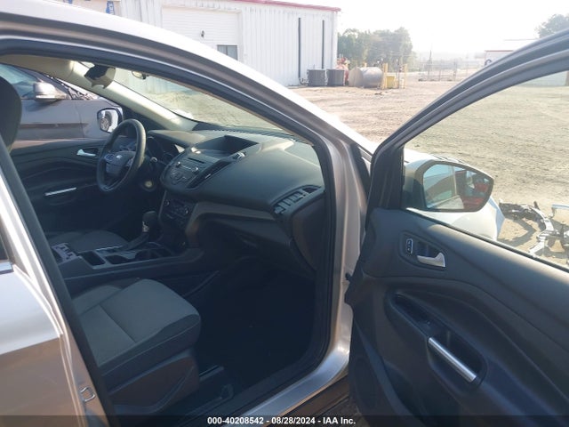 Ford ESCAPE SE 2017 1FMCU0G91HUA31280 Image 5