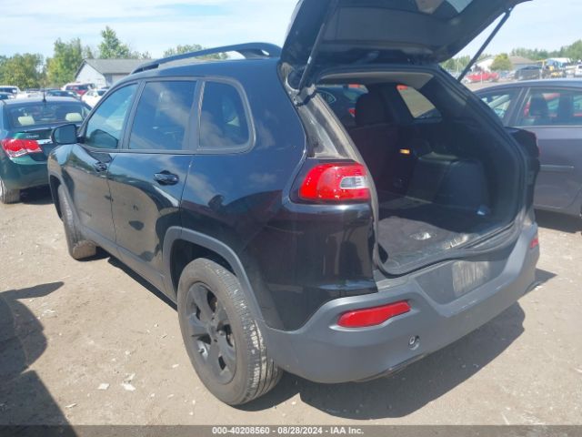 1C4PJMCB6JD547073 Jeep Cherokee Latitude 4x4