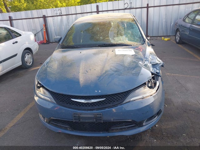 1C3CCCBG4FN686348 Chrysler 200 S