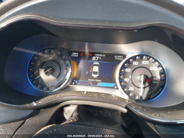 1C3CCCBG4FN686348 Chrysler 200 S