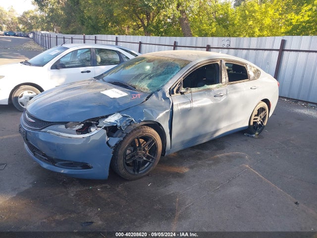 1C3CCCBG4FN686348 Chrysler 200 S