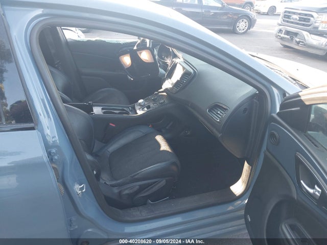 1C3CCCBG4FN686348 Chrysler 200 S