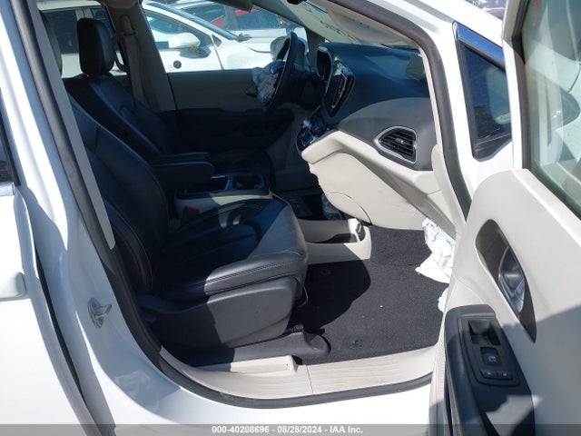 Chrysler Pacifica Touring L 2023 2C4RC1BG2PR531229 Image 5