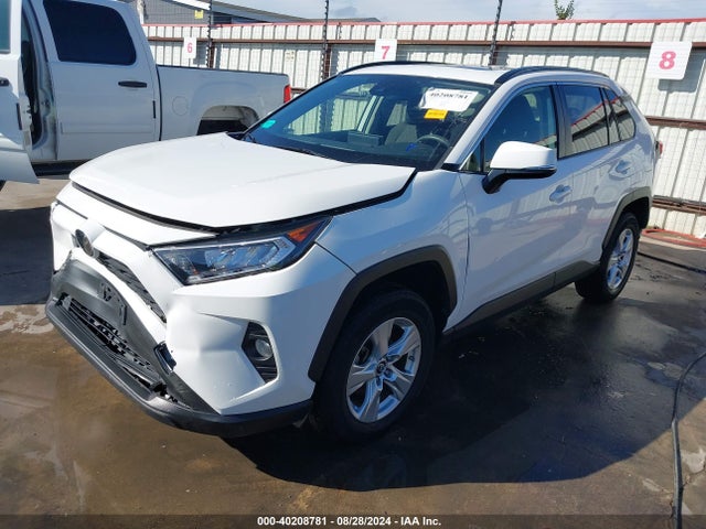 Toyota Rav4 Xle 2019 JTMW1RFV0KD510424 Image 2