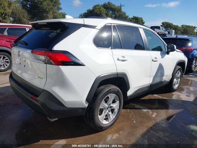 Toyota Rav4 Xle 2019 JTMW1RFV0KD510424 Image 4
