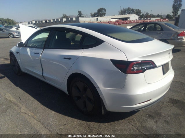2022 TESLA MODEL 3 5YJ3E1EA2NF125404 Photo 2
