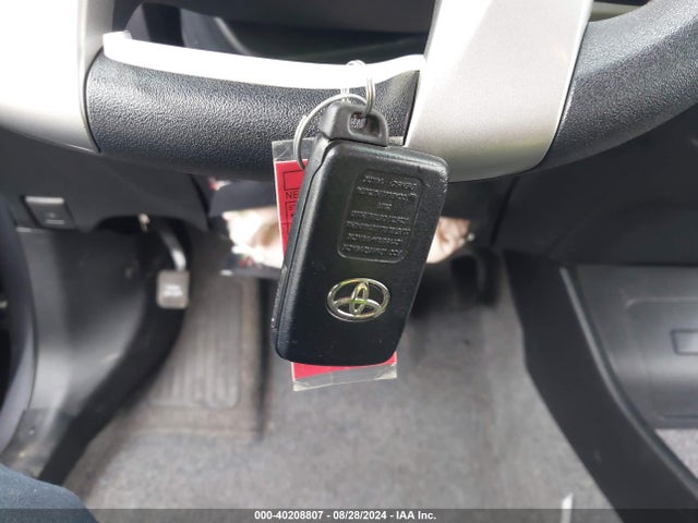 Toyota Prius Two 2014 JTDKN3DU9E1745923 Image 11